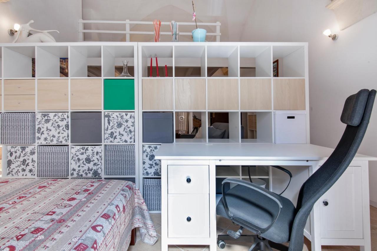 Mesagnesi 6 - Loft Centro Storico Sit Apartment Lecce Luaran gambar