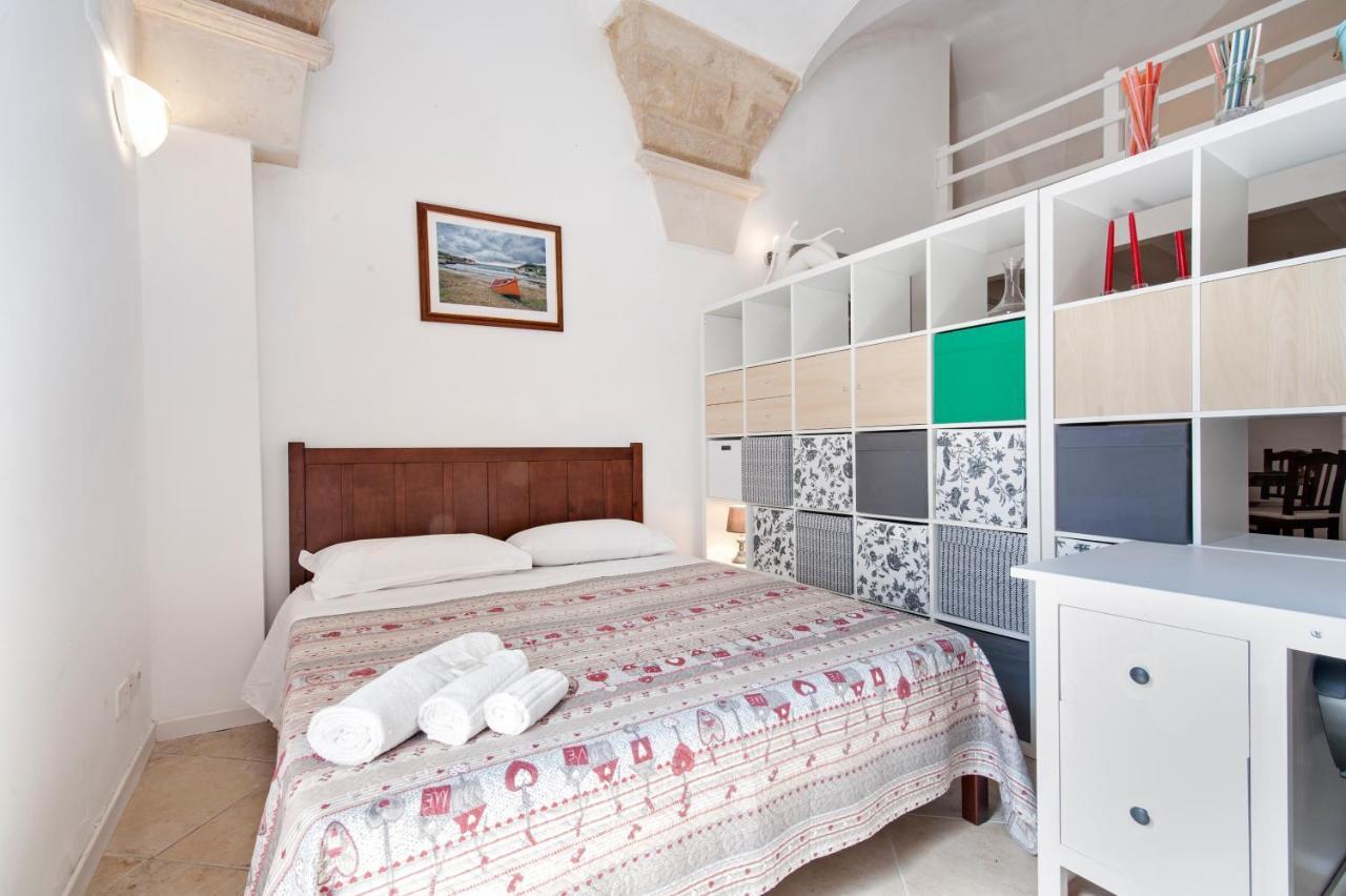 Mesagnesi 6 - Loft Centro Storico Sit Apartment Lecce Luaran gambar