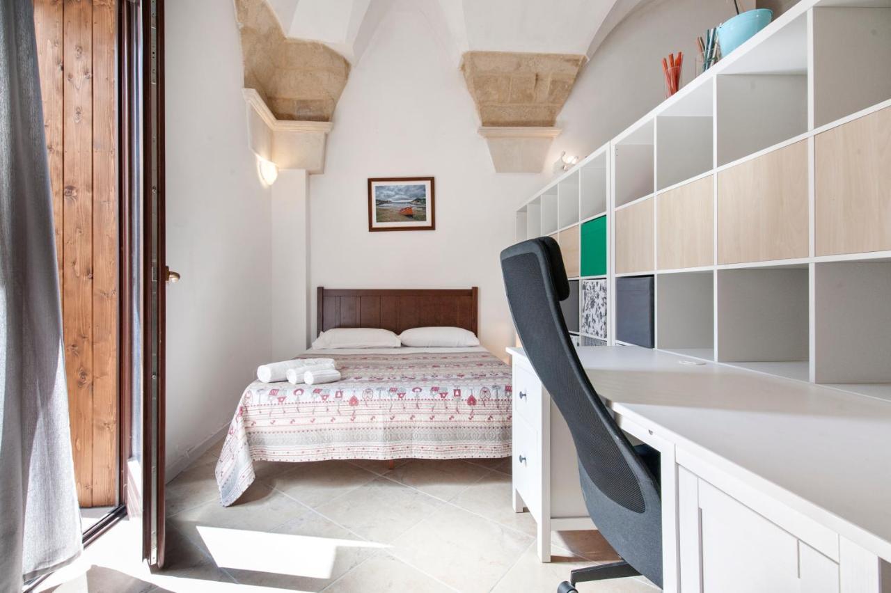 Mesagnesi 6 - Loft Centro Storico Sit Apartment Lecce Luaran gambar