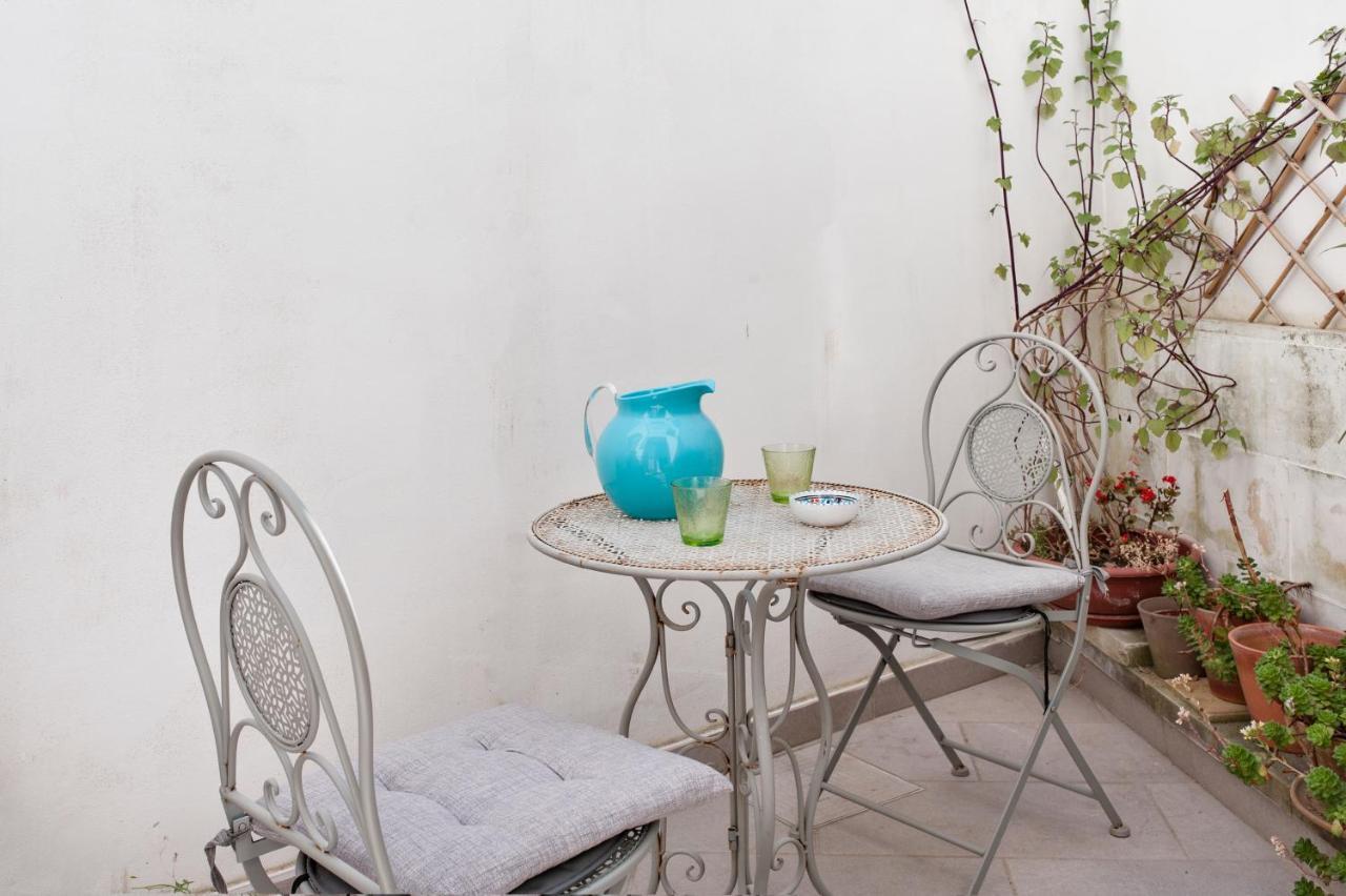 Mesagnesi 6 - Loft Centro Storico Sit Apartment Lecce Luaran gambar